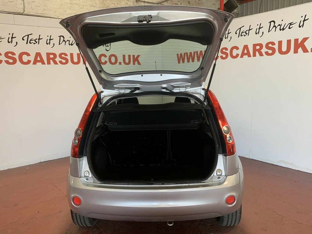 Ford Fiesta Silver #3