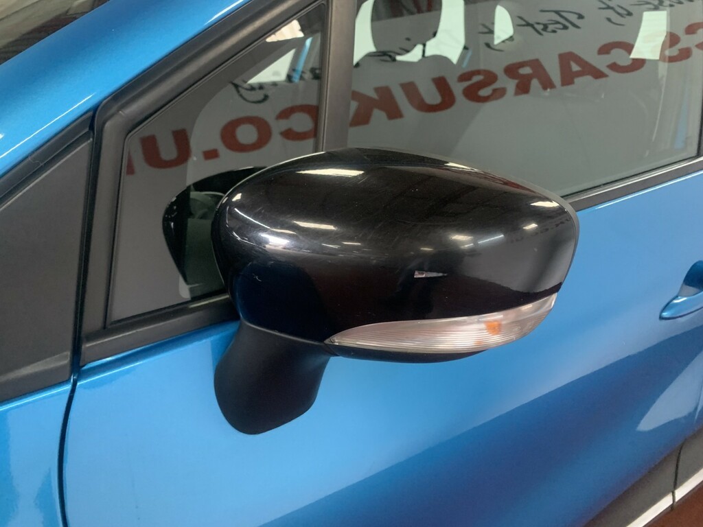 Renault Captur Signature Nav Dci Red #40
