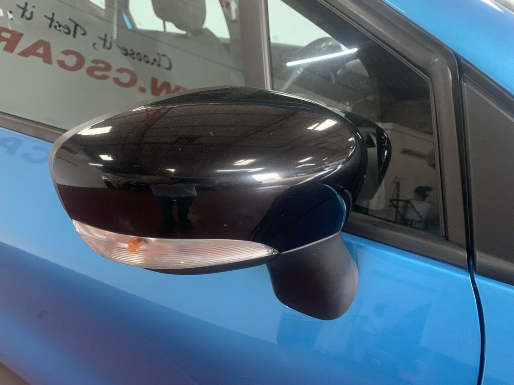Renault Captur Signature Nav Dci Red #39