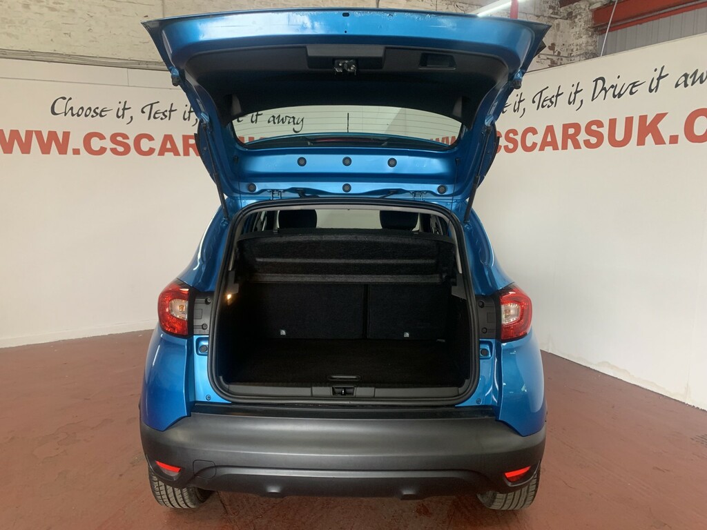 Renault Captur Signature Nav Dci Red #9