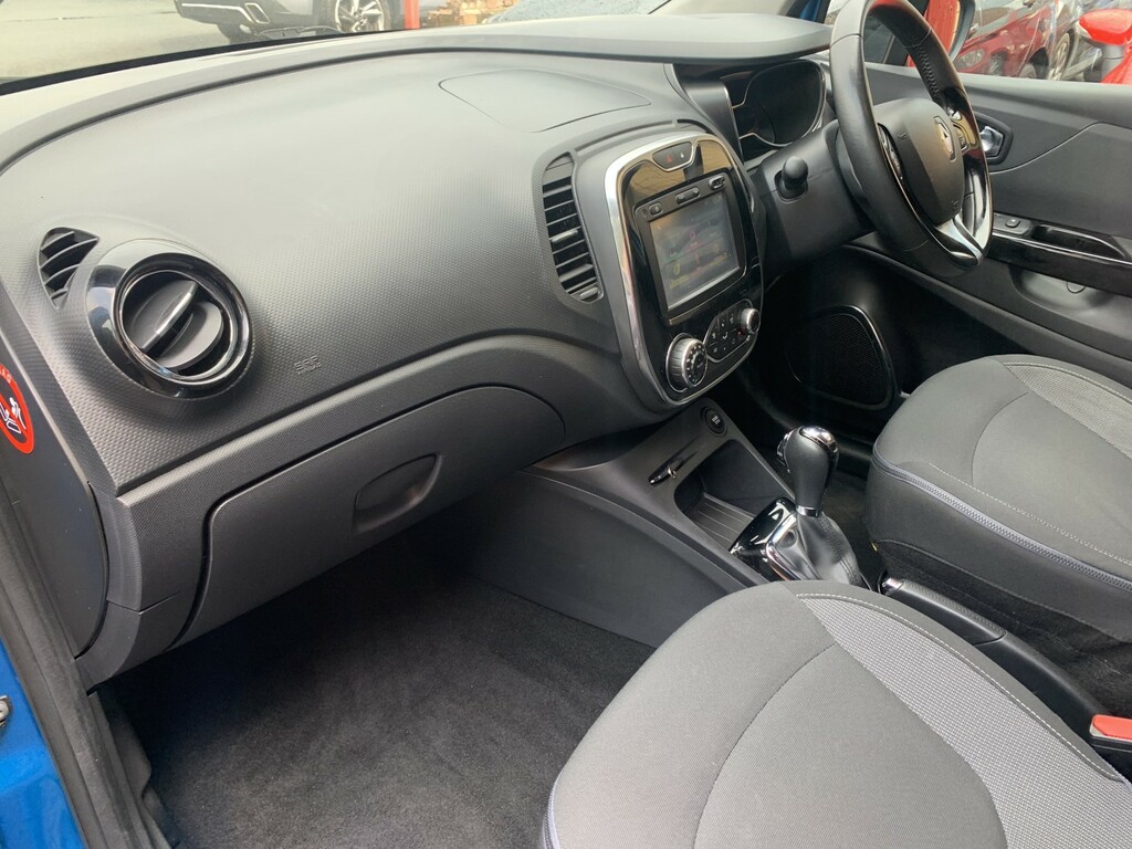 Renault Captur Signature Nav Dci Red #26