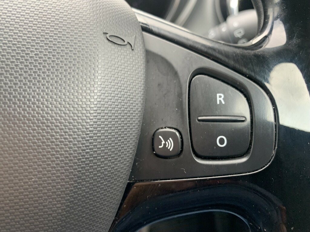 Renault Captur Signature Nav Dci Red #20