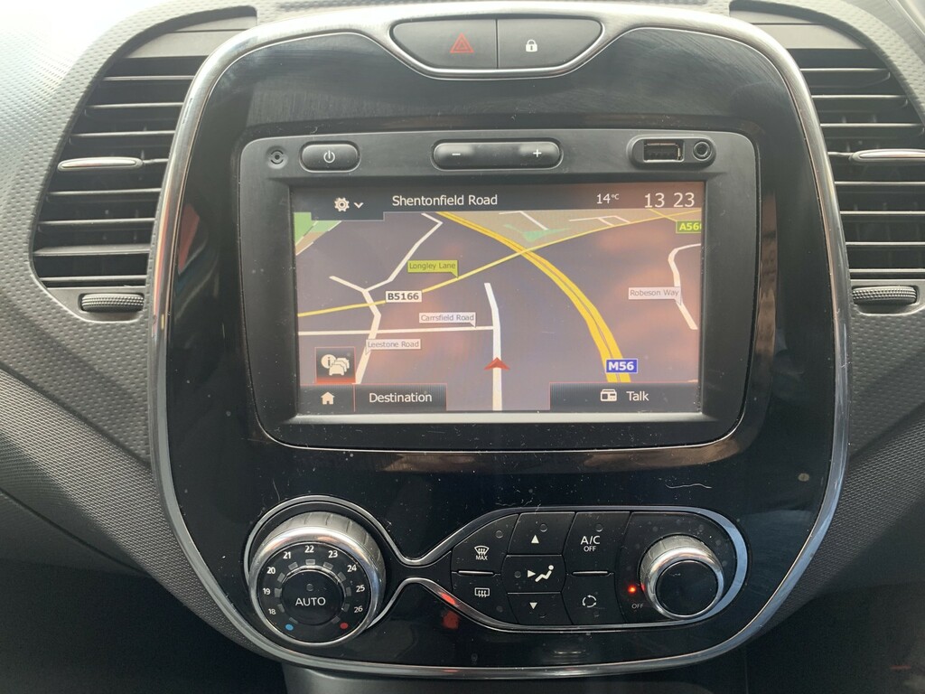 Renault Captur Signature Nav Dci Red #14