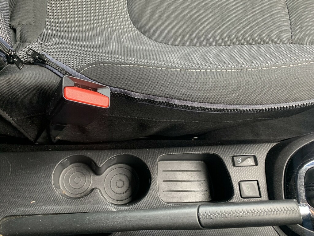 Renault Captur Signature Nav Dci Red #32
