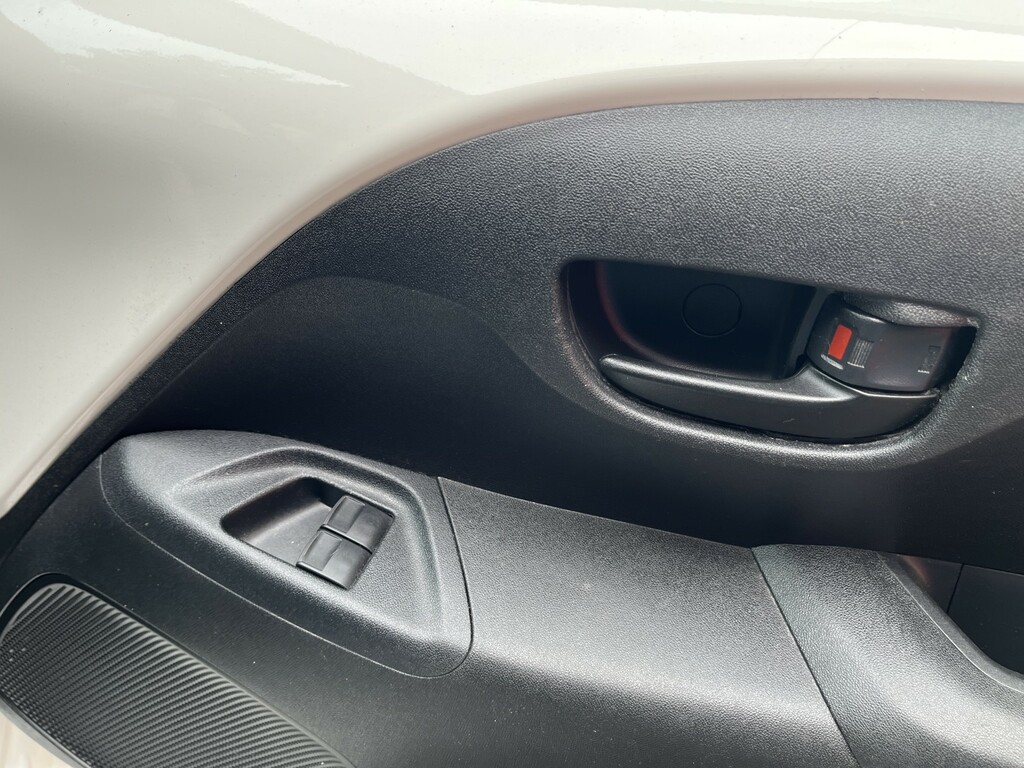 Peugeot 108 Black #25