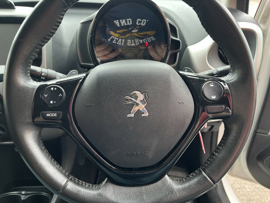 Peugeot 108 Black #14