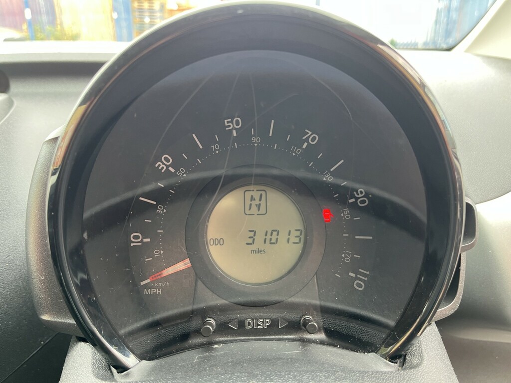 Peugeot 108 Black #11