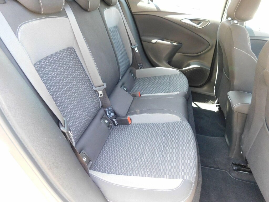 Vauxhall Astra Business Edition Nav Silver #14