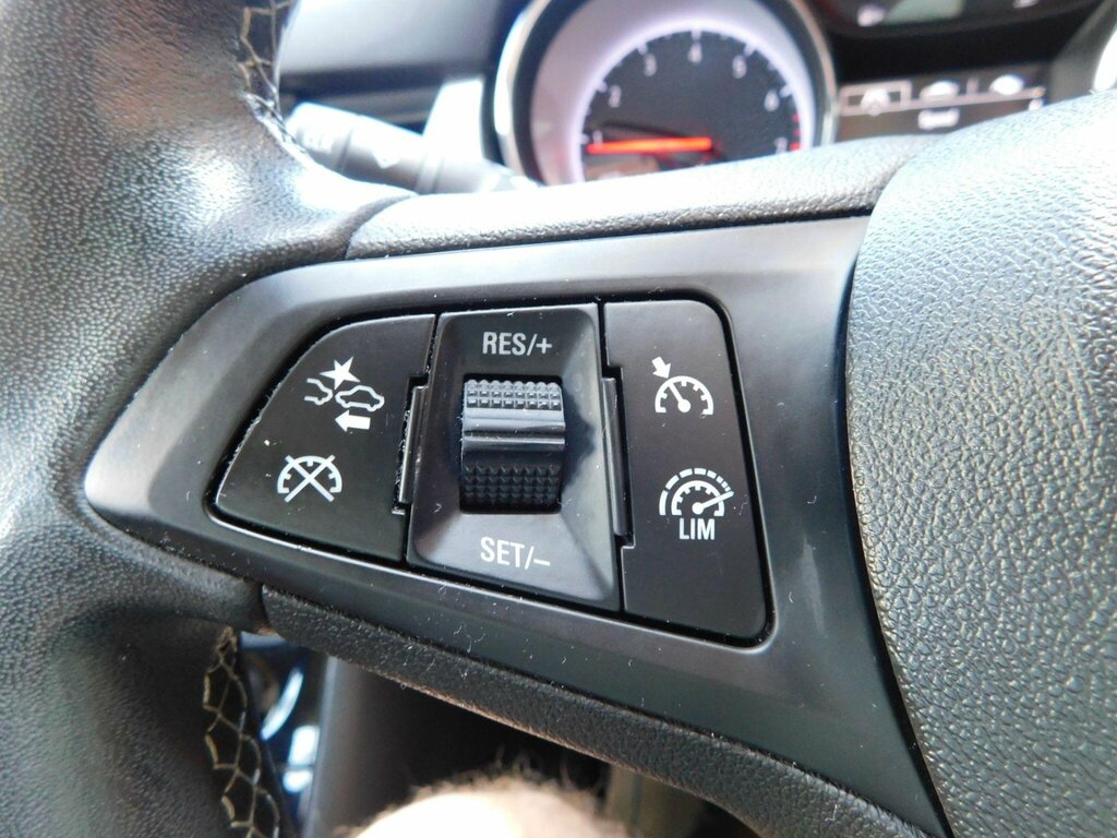 Vauxhall Astra Business Edition Nav Silver #29