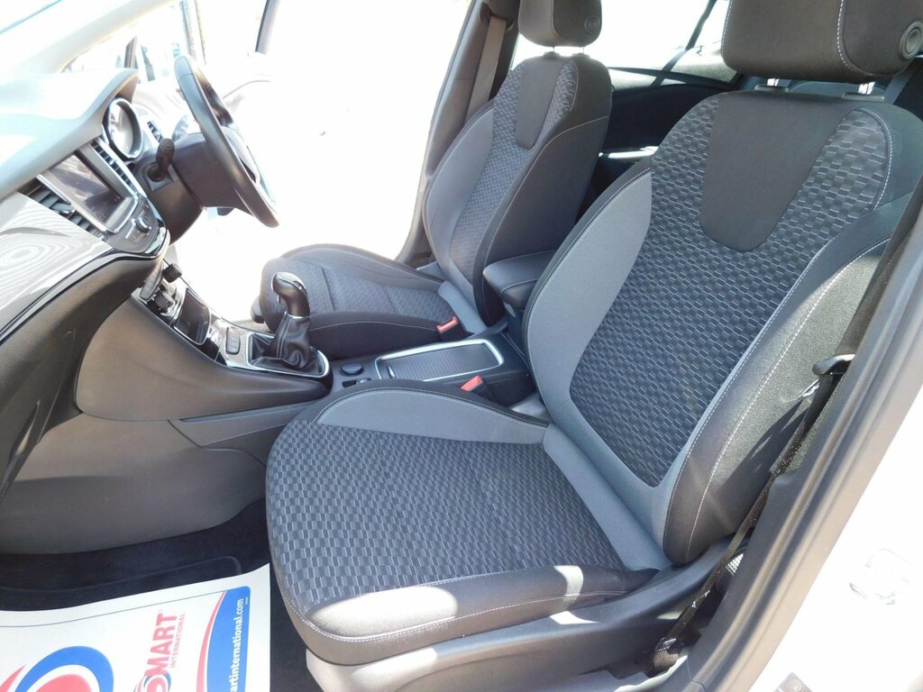 Vauxhall Astra Business Edition Nav Silver #16
