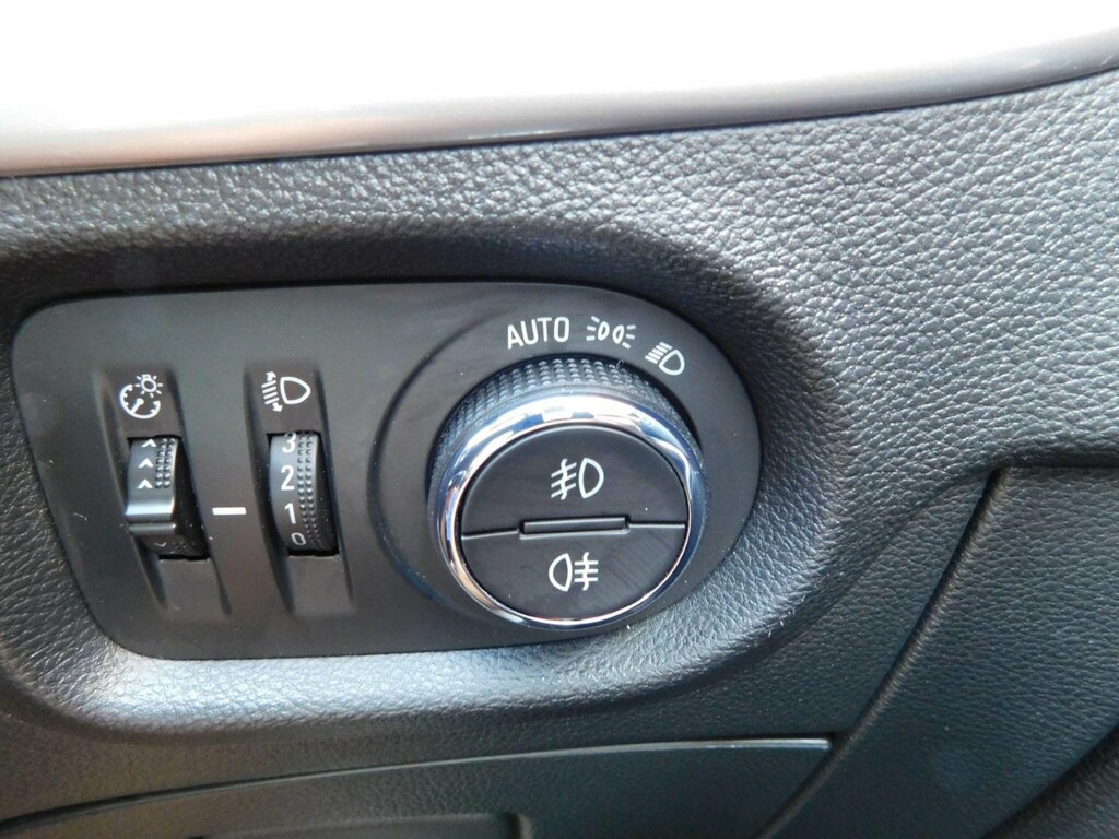 Vauxhall Astra Business Edition Nav Silver #31