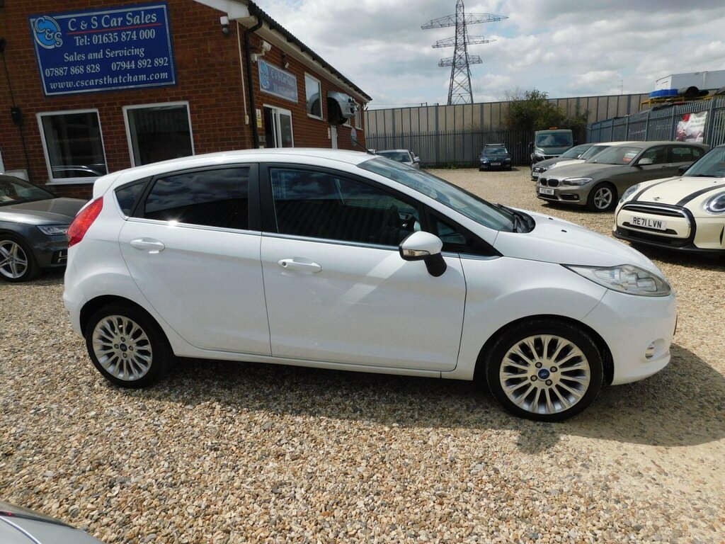 Ford Fiesta 1.4 Titanium White #2