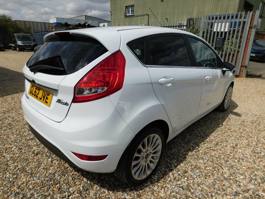 Ford Fiesta 1.4 Titanium White #3