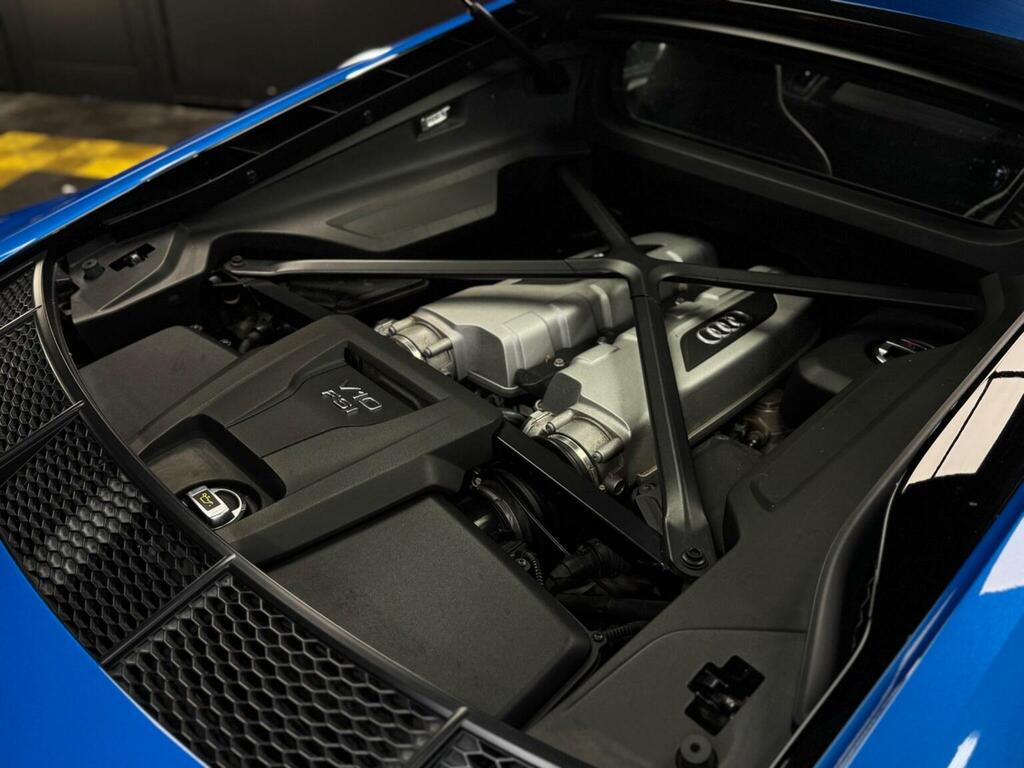 Audi R8 Coupe Blue #14