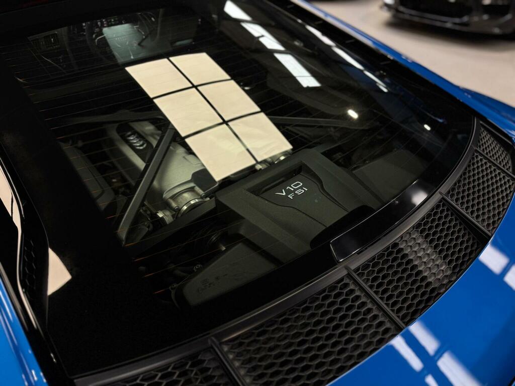 Audi R8 Coupe Blue #13