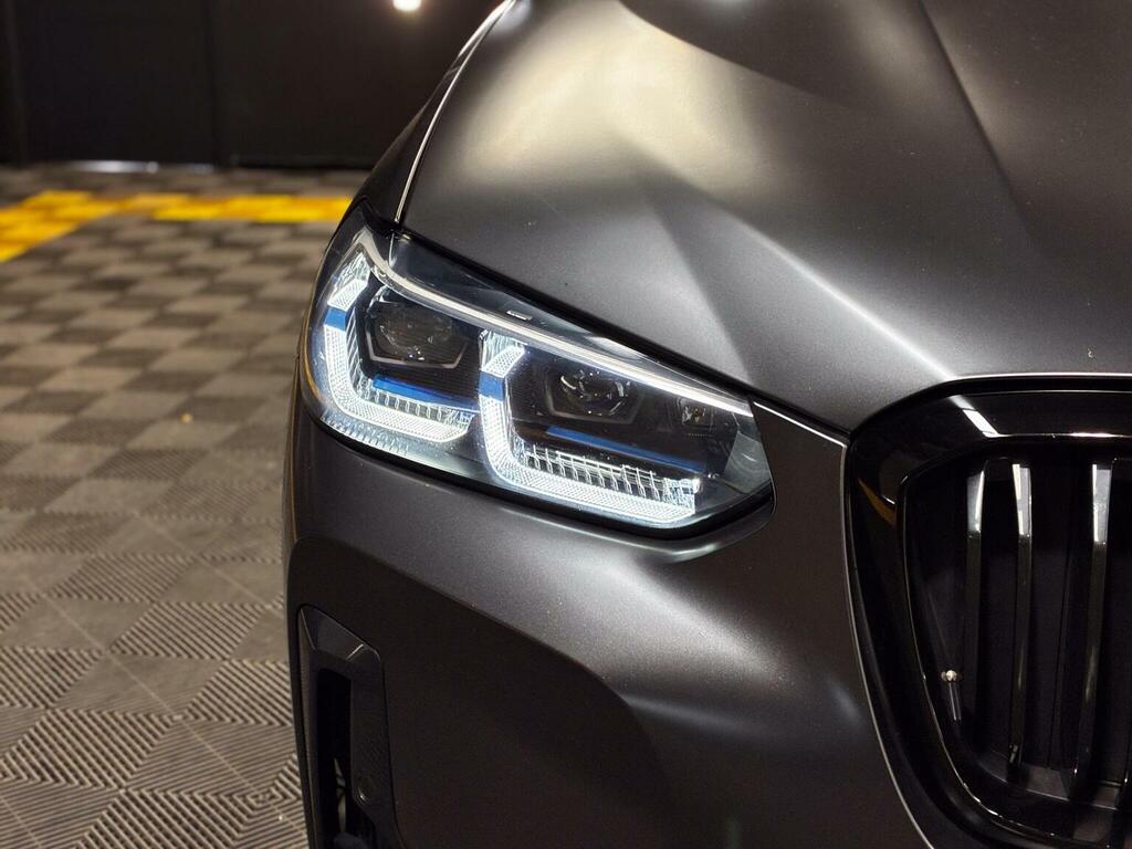 BMW X4 Black #9