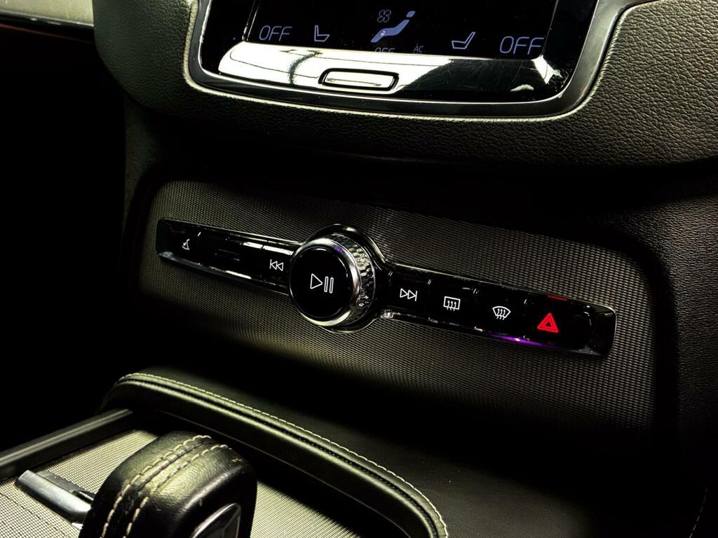 Volvo XC90 Suv Blue #39