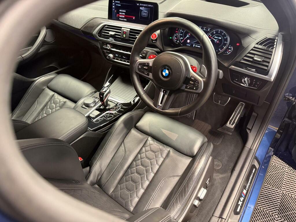 BMW X4 M M Sport Black #25