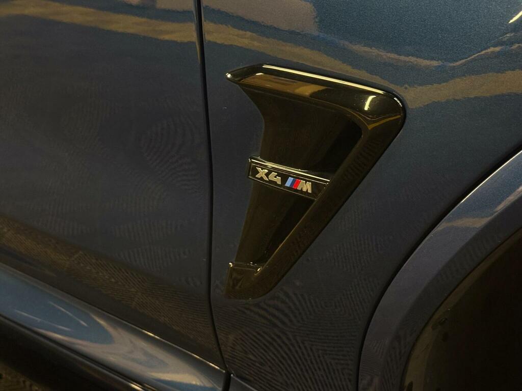 BMW X4 M M Sport Black #24