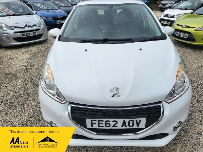 Peugeot 208 Hdi Active White #6