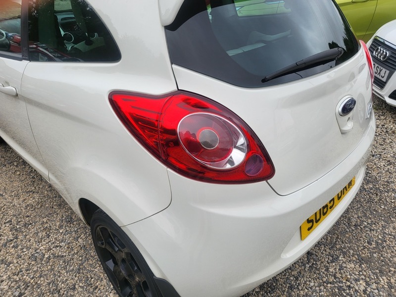 Ford KA Ford Ka 1.2 Zetec Hatchback Euro Silver #20