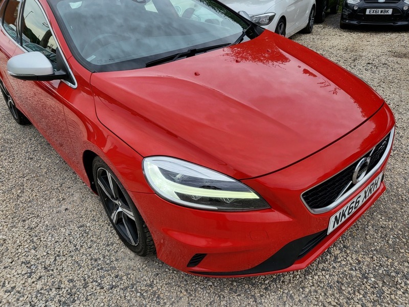 Volvo V40 2.0 Turbo D2, R Design Edition, Free Tax. Silver #7