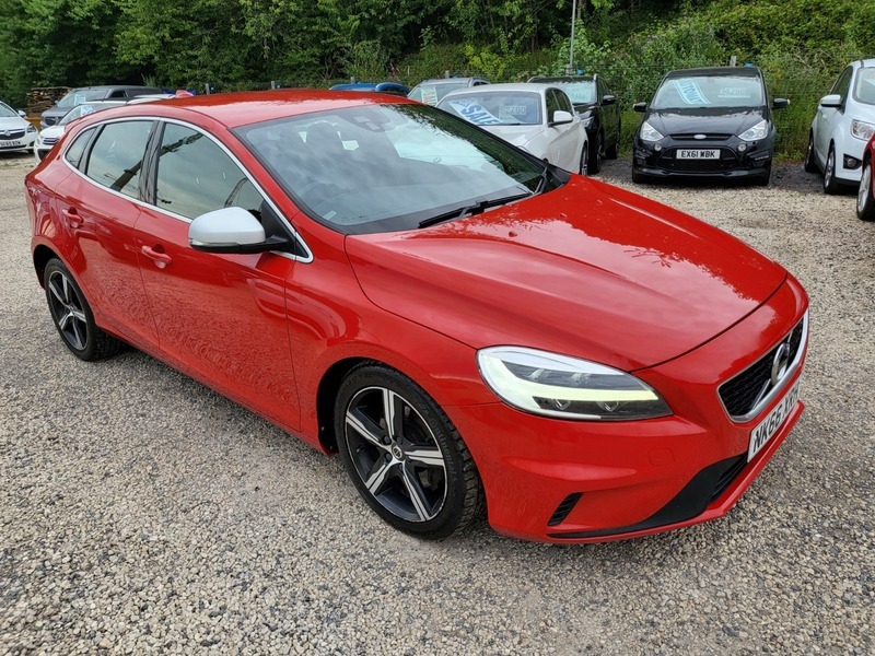 Volvo V40 2.0 Turbo D2, R Design Edition, Free Tax. Silver #9