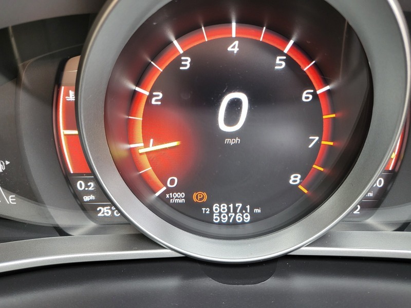 Volvo V40 2.0 Turbo D2, R Design Edition, Free Tax. Silver #8