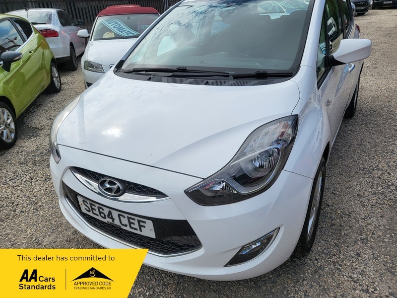 Hyundai Ix20 Active White #3
