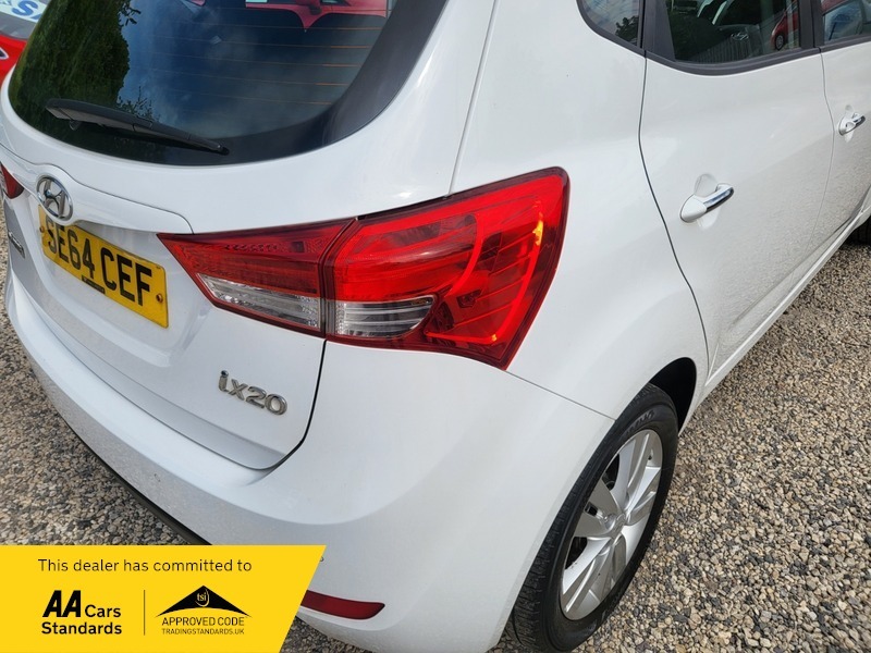 Hyundai Ix20 1.4 Style Hatchback Euro 5 Yt15j Silver #17