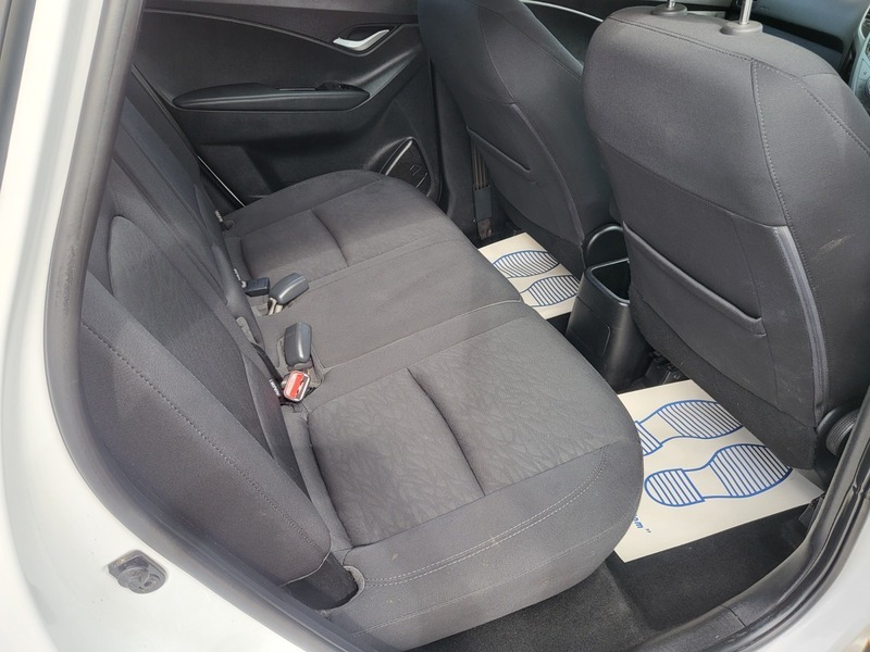 Hyundai Ix20 1.4 Style Hatchback Euro 5 Yt15j Silver #16