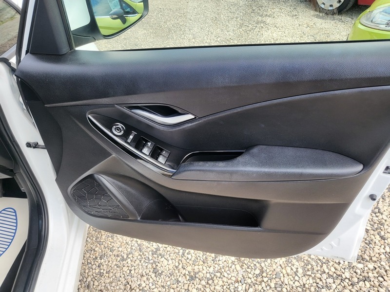 Hyundai Ix20 1.4 Style Hatchback Euro 5 Yt15j Silver #14