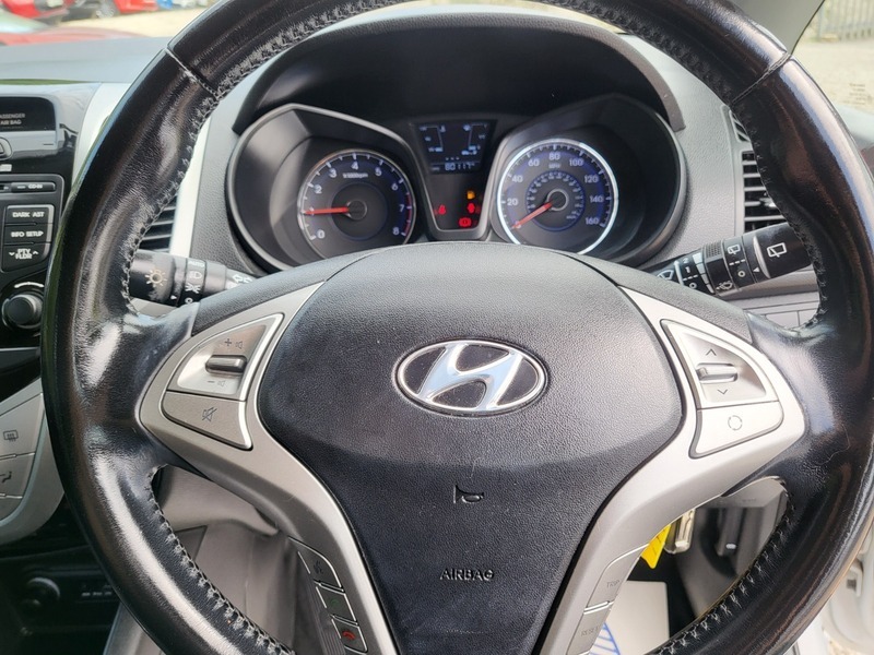 Hyundai Ix20 1.4 Style Hatchback Euro 5 Yt15j Silver #10