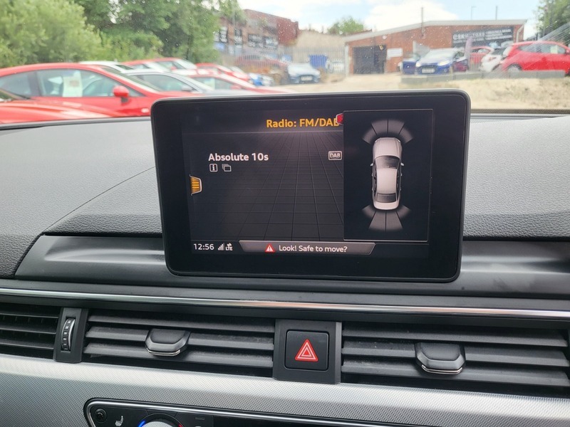 Audi A4 Tdi Ultra Se Red #4