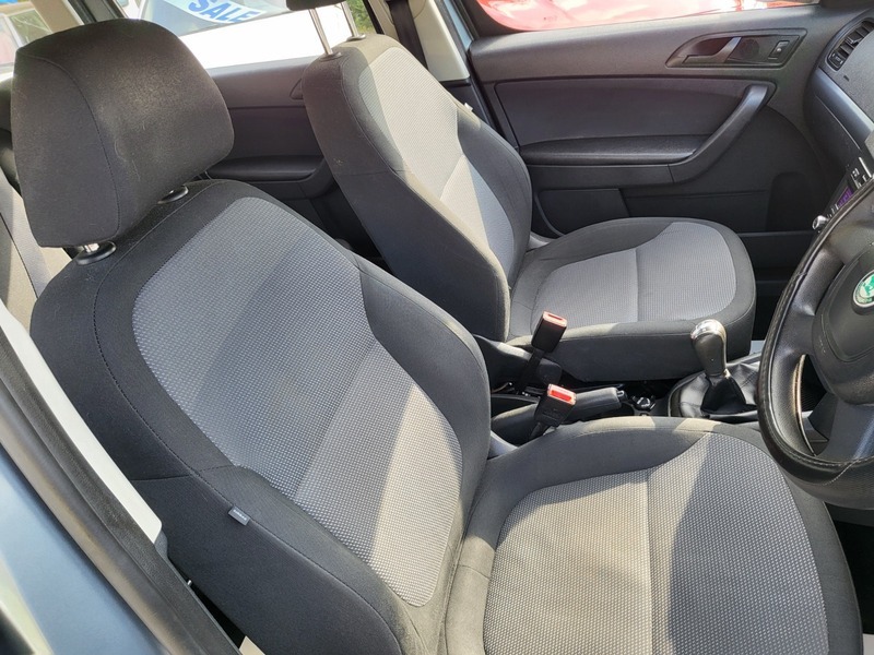 Skoda Yeti Se Tsi Silver #14