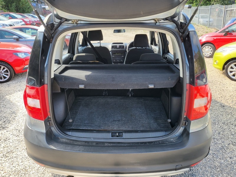 Skoda Yeti Se Tsi Silver #23