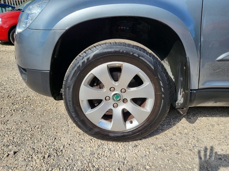 Skoda Yeti Se Tsi Silver #25