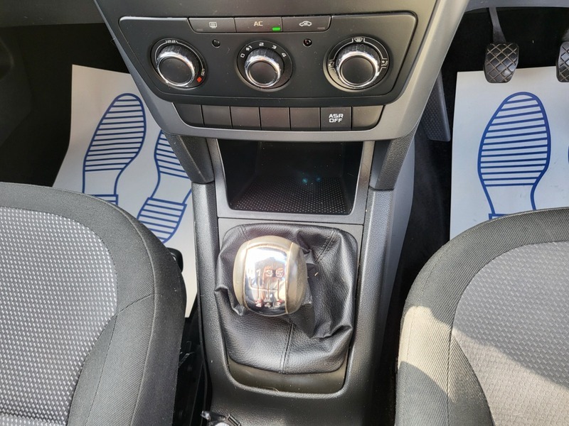 Skoda Yeti S Tsi Grey #6