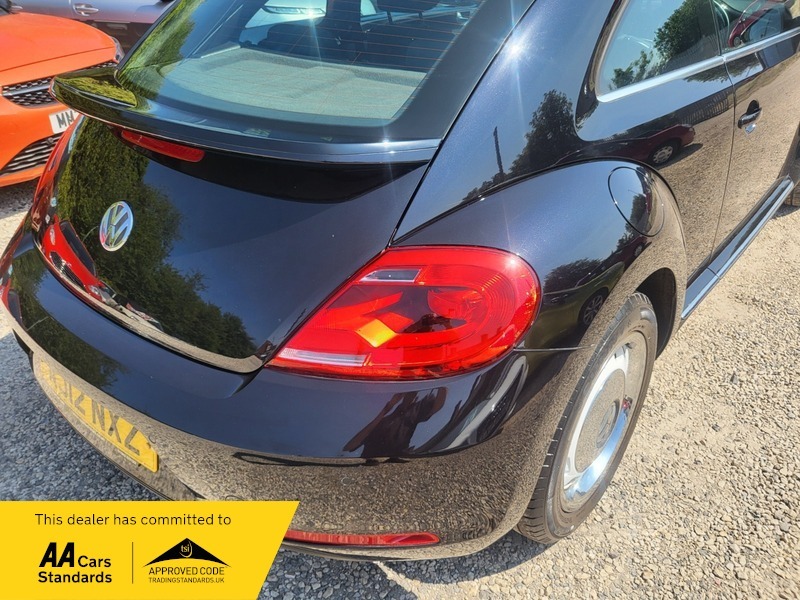 Volkswagen Beetle Design White #15