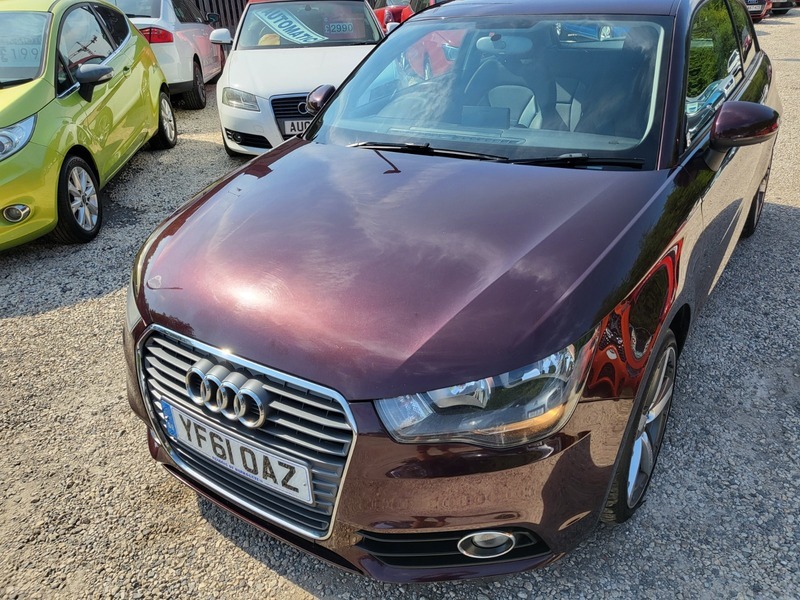 Audi A1 Tdi Sport Red #5