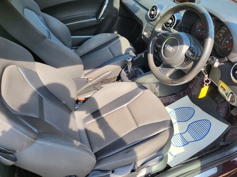 Audi A1 Tdi Sport Red #4