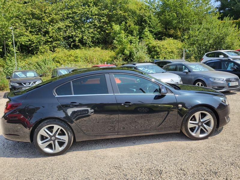 Vauxhall Insignia Hatchback Red #11