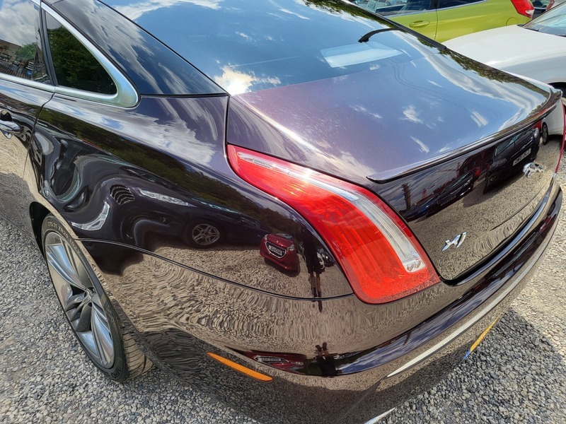 Jaguar XJ Saloon Blue #19