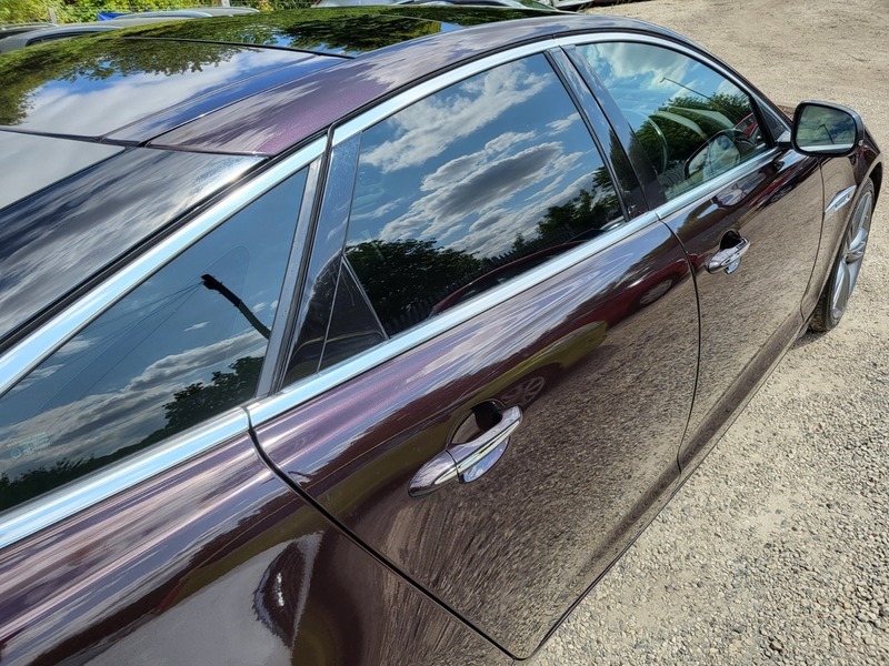 Jaguar XJ Saloon Blue #13