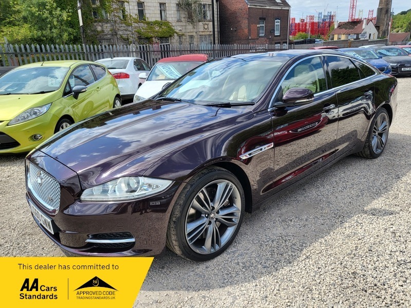 Jaguar XJ V8 Super Red #2