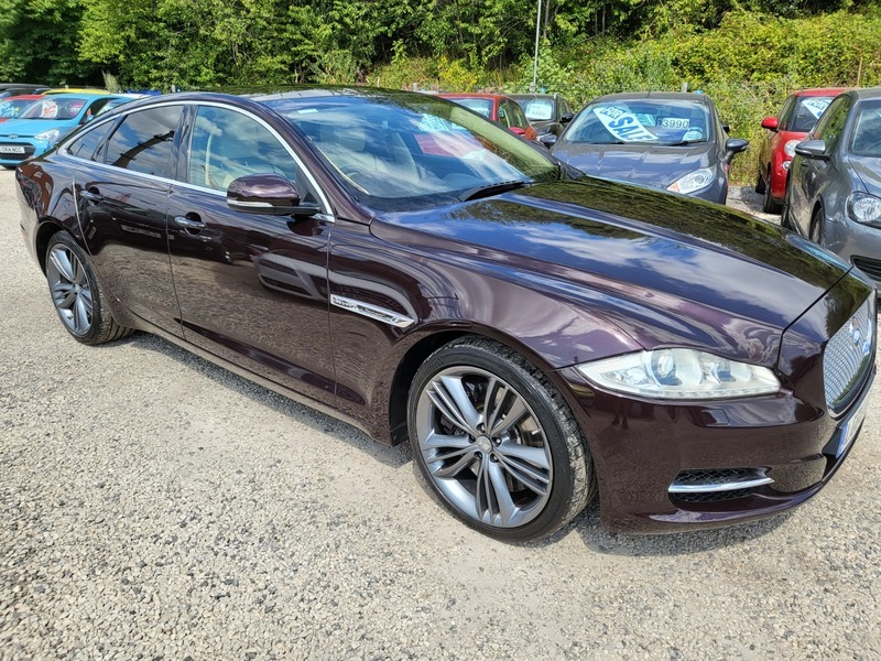Jaguar XJ Saloon Blue #10