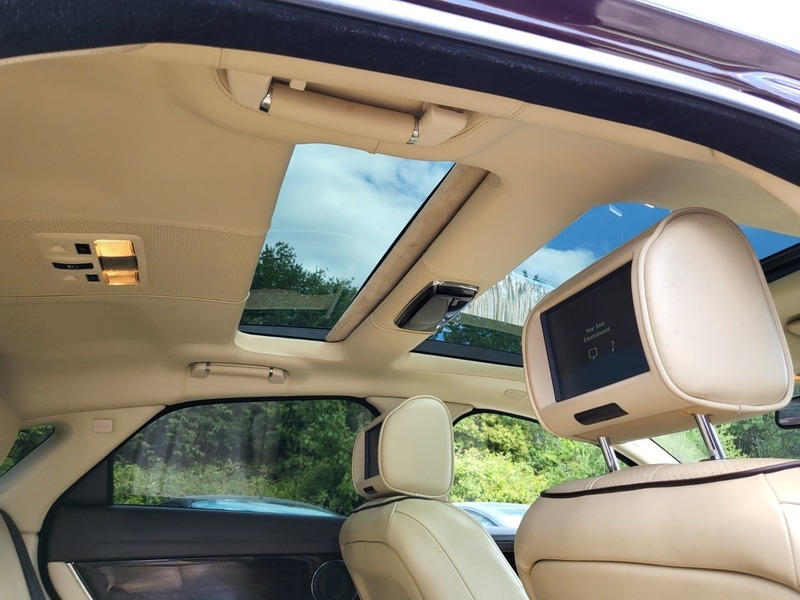 Jaguar XJ Saloon Blue #25
