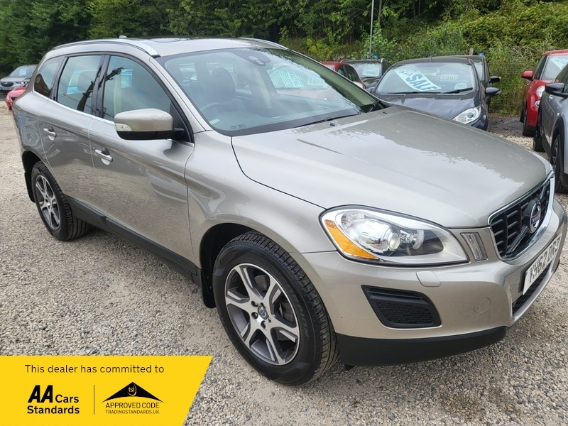 Volvo XC60 Suv Black #10