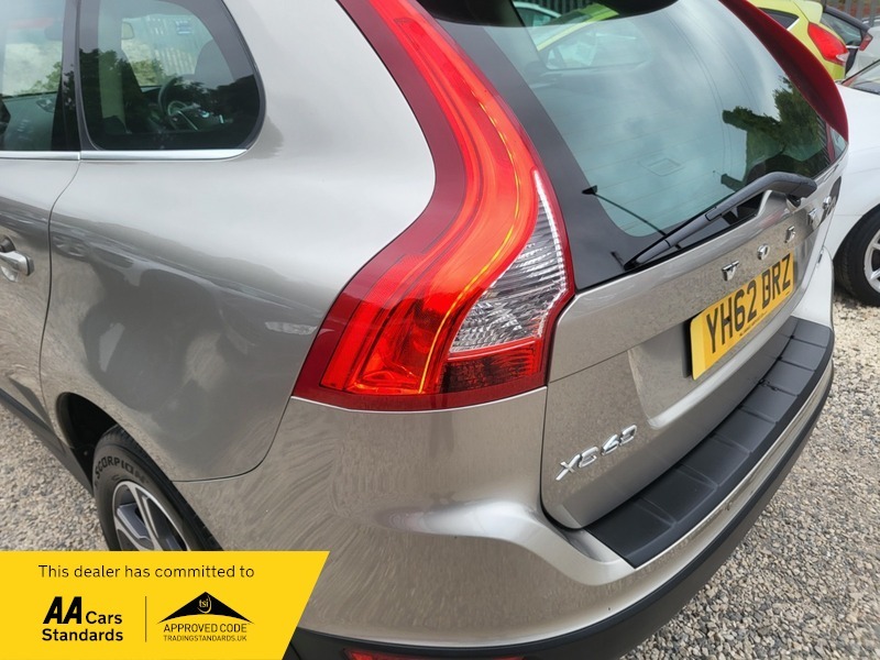 Volvo XC60 Suv Black #20