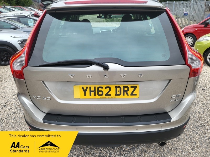 Volvo XC60 Suv Black #18